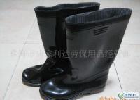 多款防油耐酸堿工業(yè)鞋 選對專業(yè)防護(hù)，守護(hù)一線安全